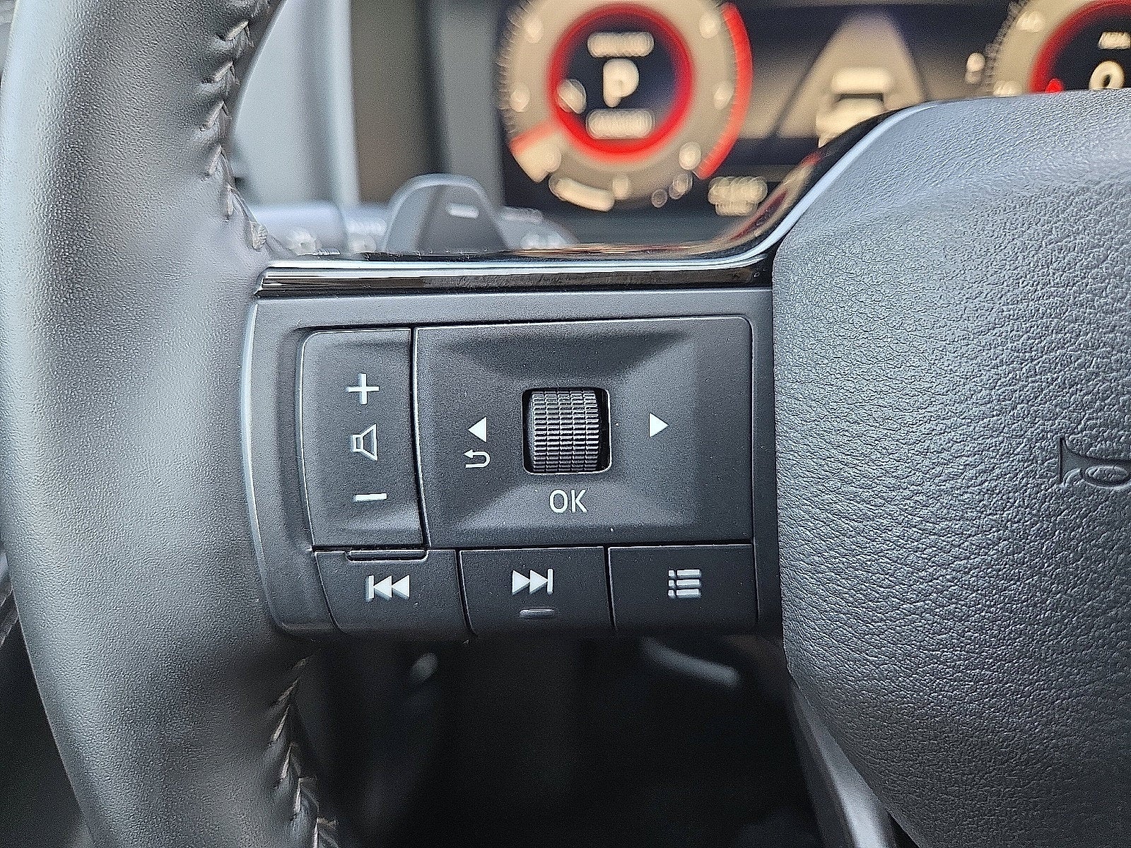 2026 Nissan Rogue SL