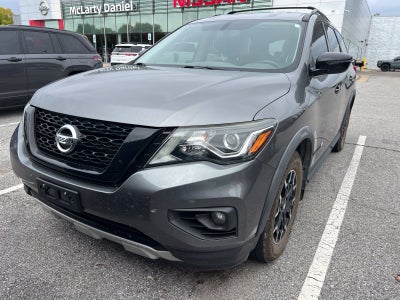 2020 Nissan Pathfinder SV