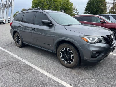 2020 Nissan Pathfinder SV