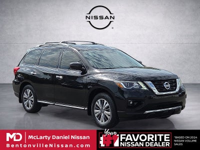 2020 Nissan Pathfinder SV