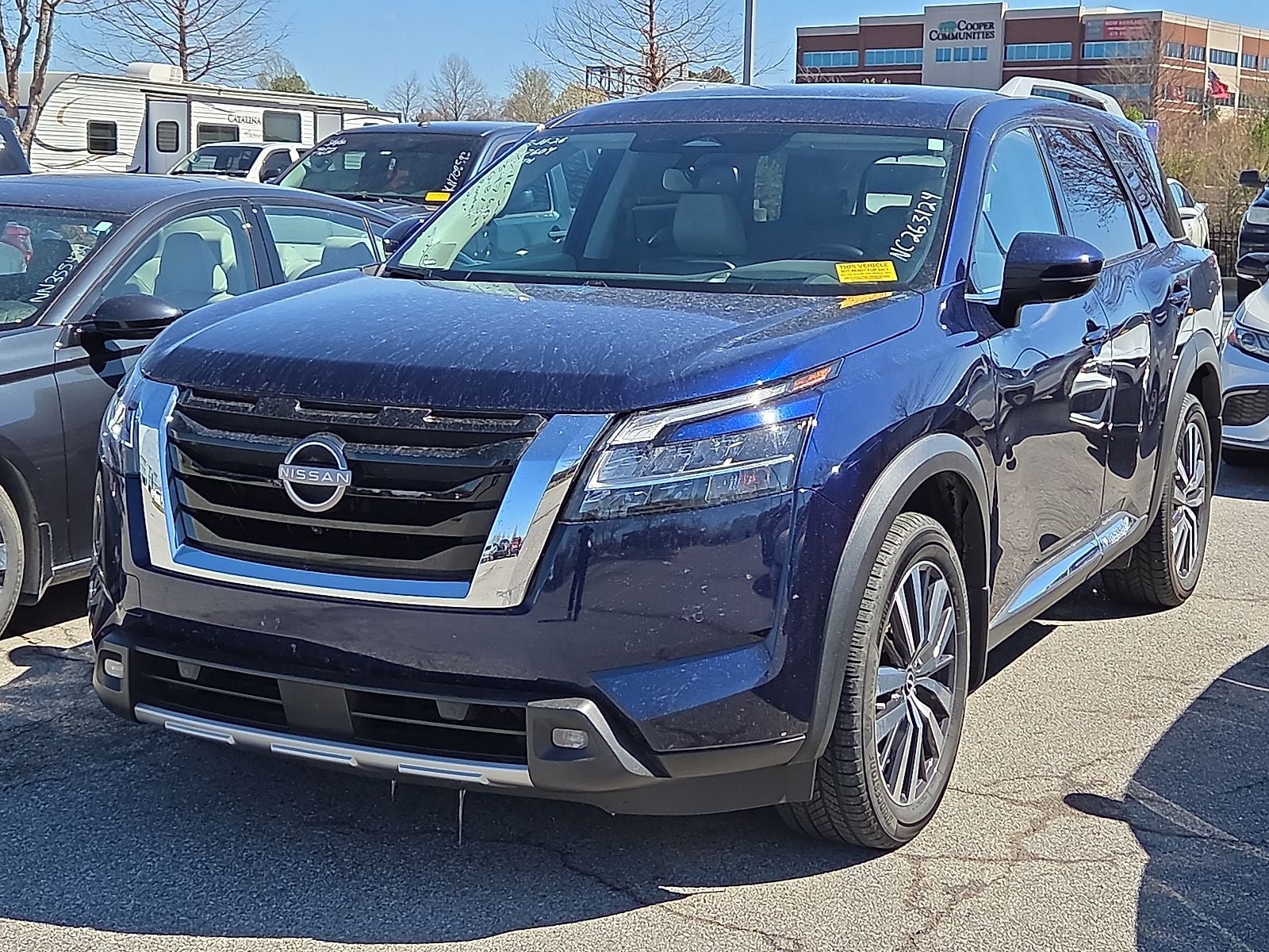 2022 Nissan Pathfinder Platinum