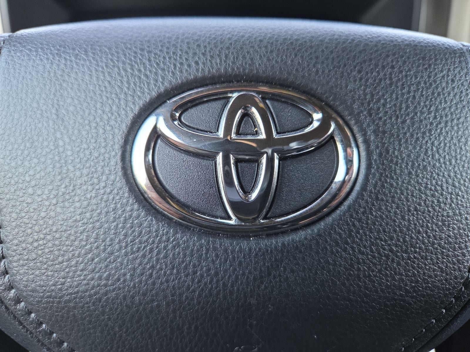 2025 Toyota Sequoia SR5