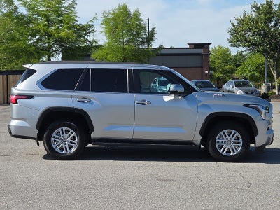 2025 Toyota Sequoia SR5