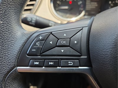 2017 Nissan Rogue Sport SV