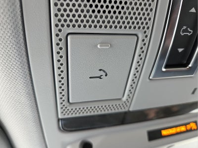 2025 Land Rover Defender 110 S