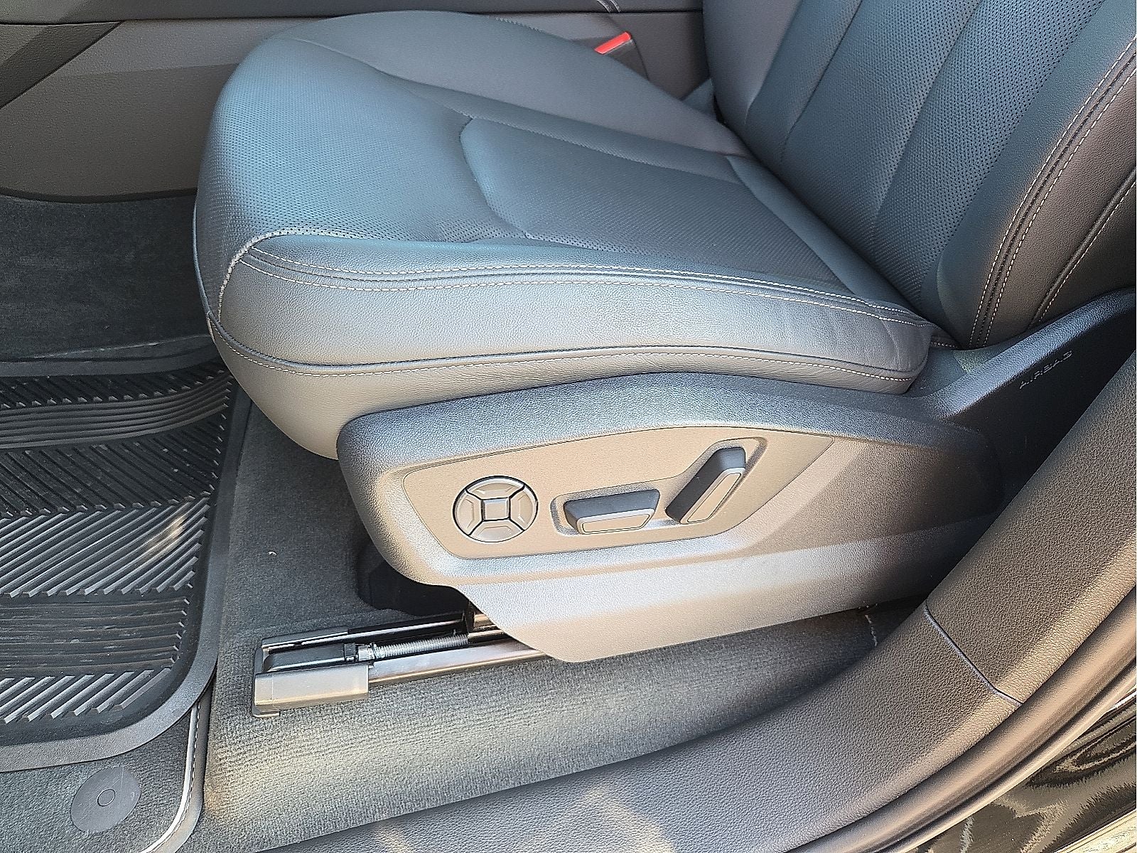 2026 Audi Q7 55 Premium Plus quattro
