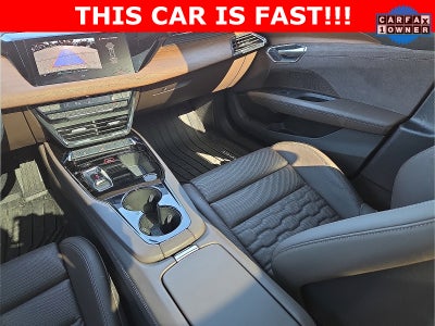 2022 Audi e-tron GT Premium Plus quattro