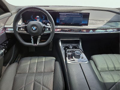 2025 BMW 7 Series 740i xDrive
