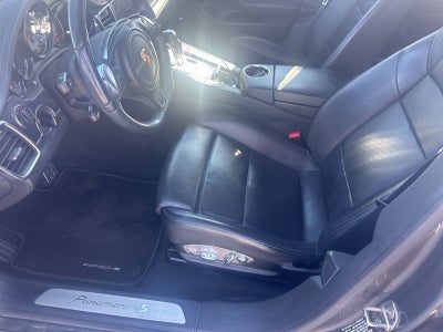 2013 Porsche Panamera 4S