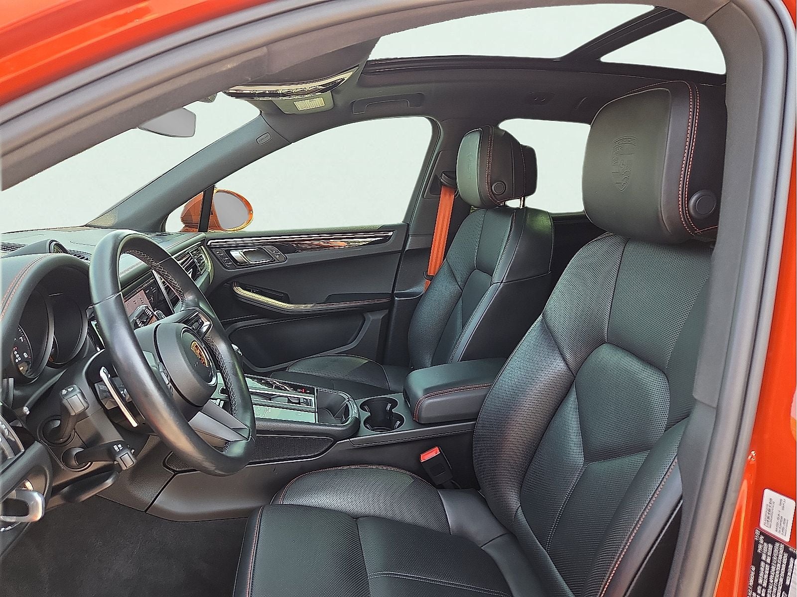 2023 Porsche Macan T