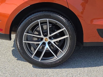 2023 Porsche Macan T